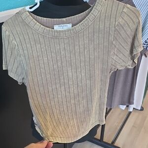 Zenana Outfitters Women's Beige Striped Tee